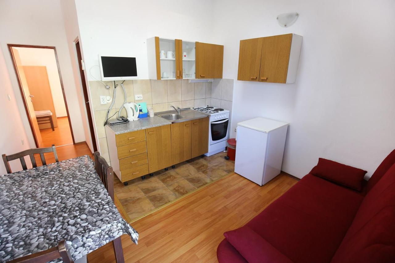 Apartmani Buca بيوغْغاد نا موغو المظهر الخارجي الصورة