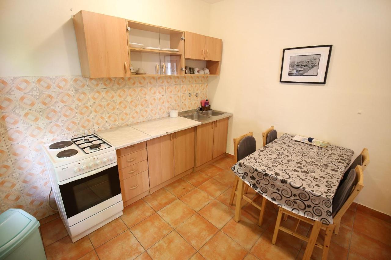 Apartmani Buca بيوغْغاد نا موغو المظهر الخارجي الصورة